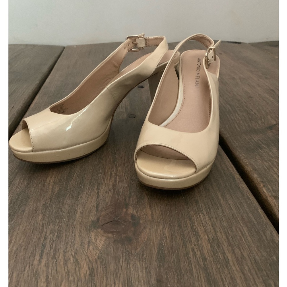 Woman’s Antonio melani heels